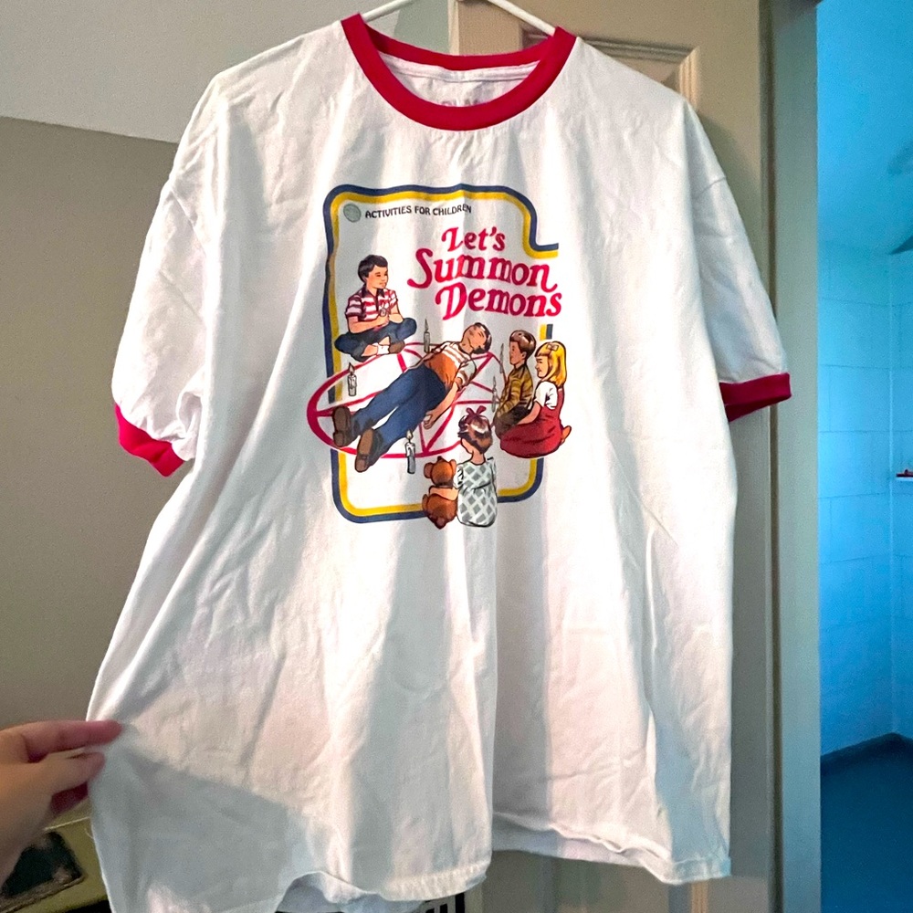 Black Matter. Xl. Ringer tee. EUC